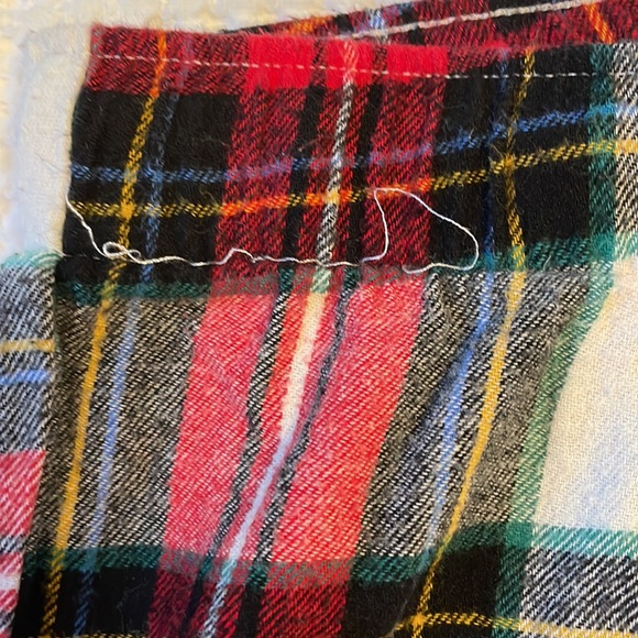 2 Pairs of Old Navy Holiday Pajama Bottoms 🎄☃️ - Picture 7 of 16
